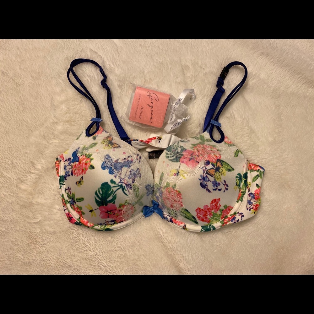 Victoria Secrets Gorgeous Push Up Bra